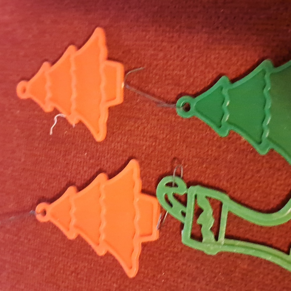 4 plastic ornament paint it yourself cat safe kid safe